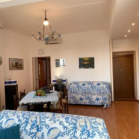 公寓 House Sole E Mare By World *