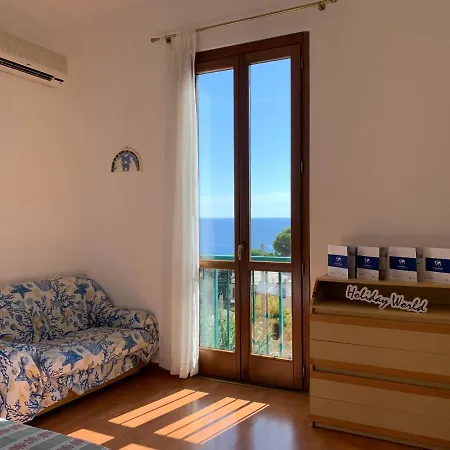House Sole E Mare By World דירה